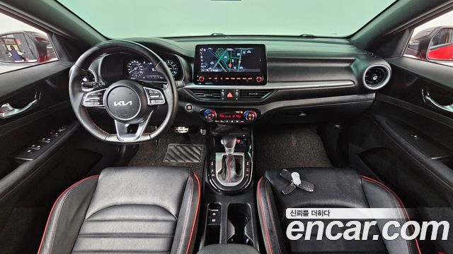 Kia K3 2022 — photo 10