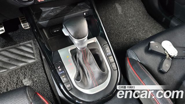Kia K3 2022 — photo 12