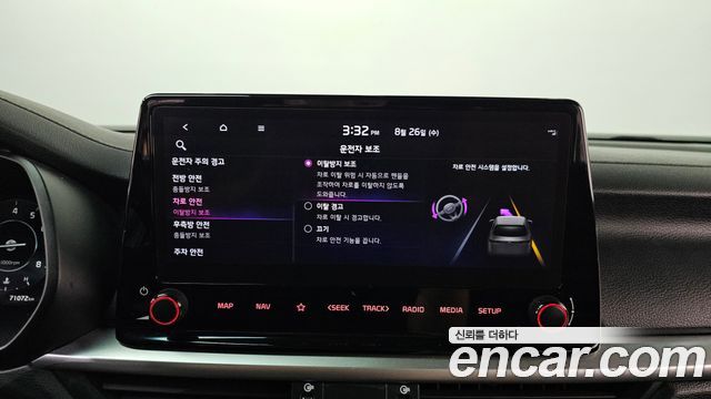 Kia K3 2022 — photo 34