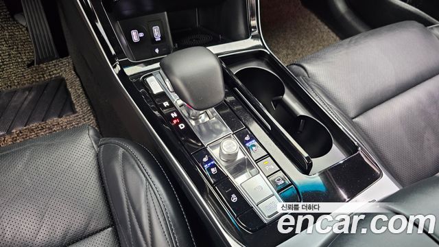 Kia K7 2020 — photo 12