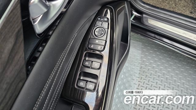 Kia K7 2020 — photo 24