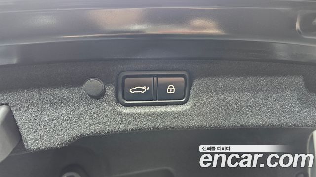 Kia K7 2020 — photo 30