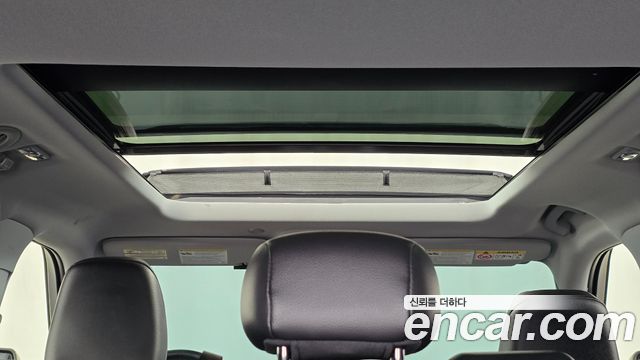 Ford Explorer 2022 — photo 18