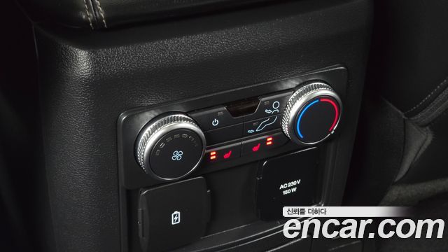 Ford Explorer 2022 — photo 19