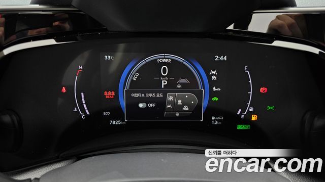 Lexus NX 2025 — photo 11