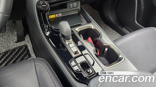 Lexus NX 2025 — photo 12