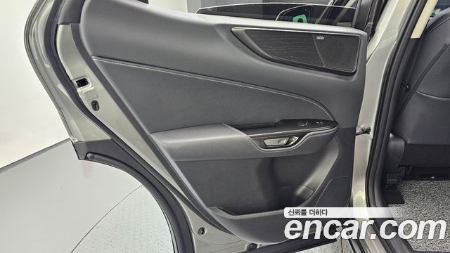 Lexus NX 2025 — photo 15