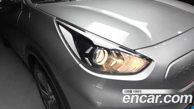 Kia Niro 2022 — photo 8