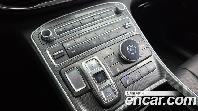 Hyundai Santafe 2021 — photo 12