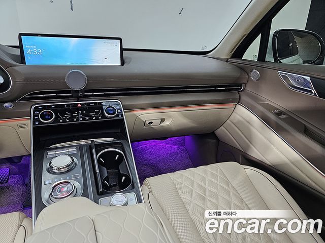 Genesis GV80 2023 — photo 12