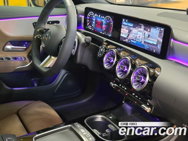Mercedes-Benz CLA-Class 2026 — photo 9