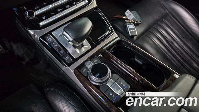 Genesis EQ900 2016 — photo 12