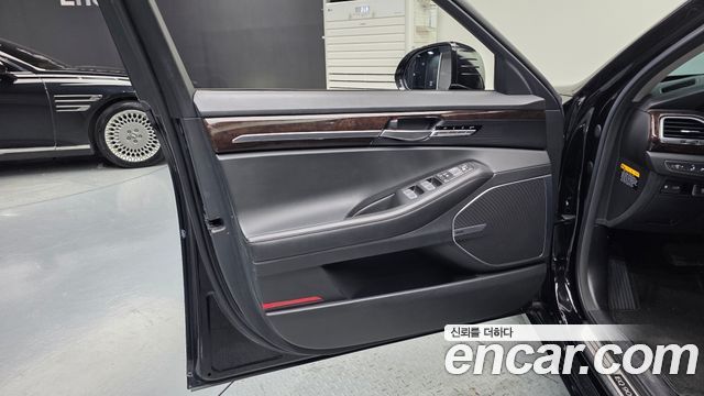 Genesis EQ900 2016 — photo 14