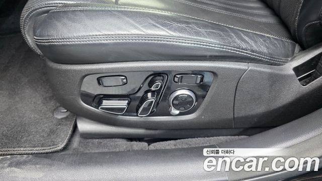 Genesis EQ900 2016 — photo 31