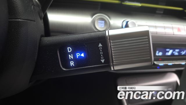 Hyundai Kona 2025 — photo 12