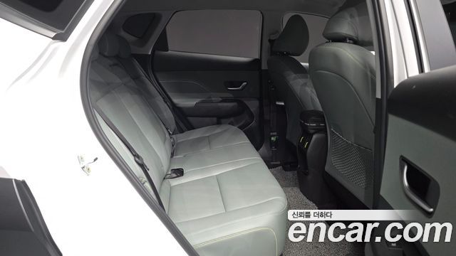 Hyundai Kona 2025 — photo 18