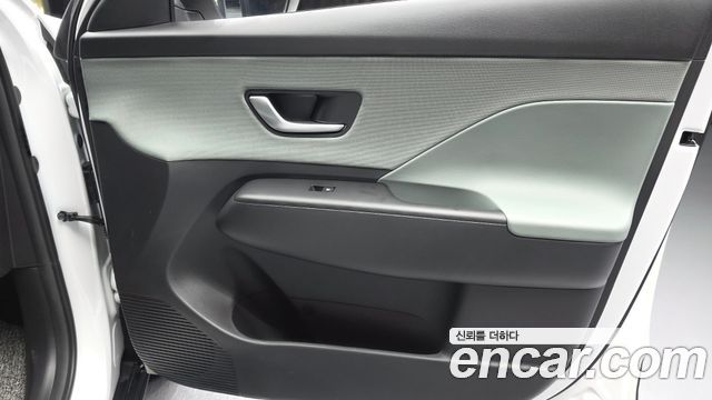 Hyundai Kona 2025 — photo 14