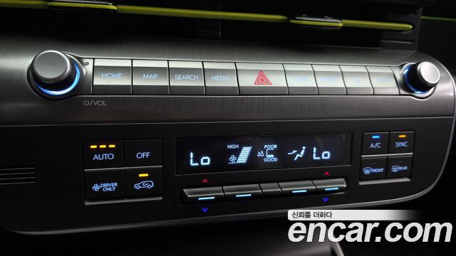 Hyundai Kona 2025 — photo 30