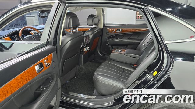 Hyundai Equus 2012 — photo 11