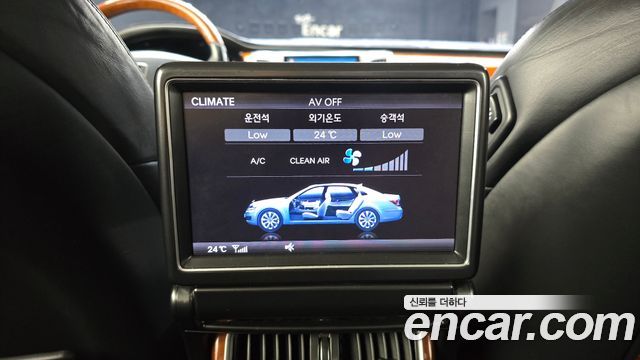 Hyundai Equus 2012 — photo 17