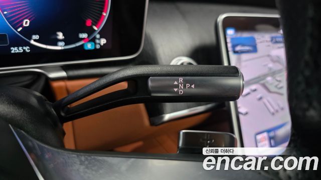 Mercedes-Benz S-Class 2022 — photo 12