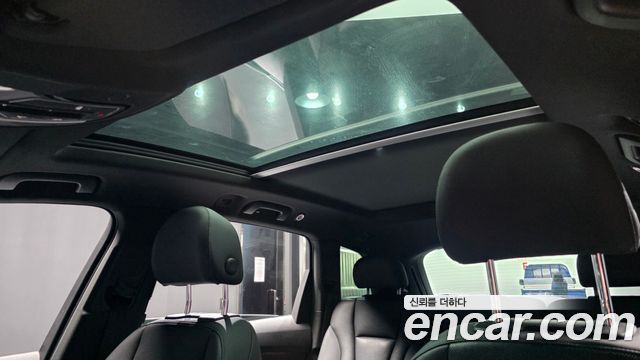 Audi Q7 2021 — photo 24