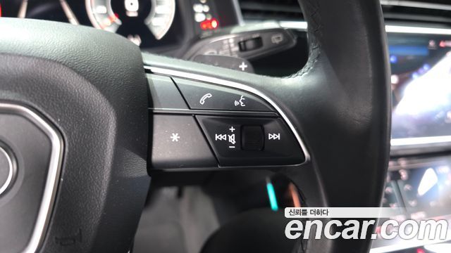Audi Q7 2021 — photo 32