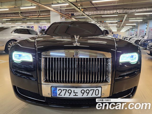 Rolls-Royce Ghost 2017 — photo 3