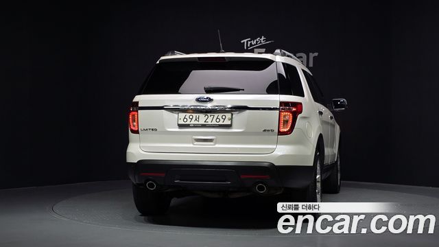 Ford Explorer 2014 — photo 4