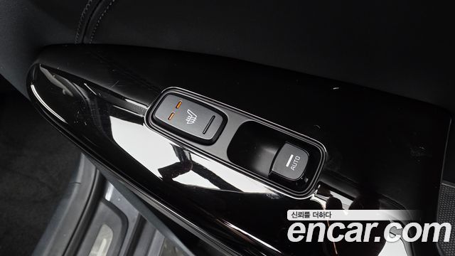 Kia K7 2020 — photo 39