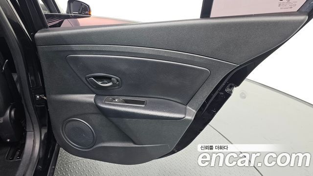 Renault Korea SM3 2018 — photo 15