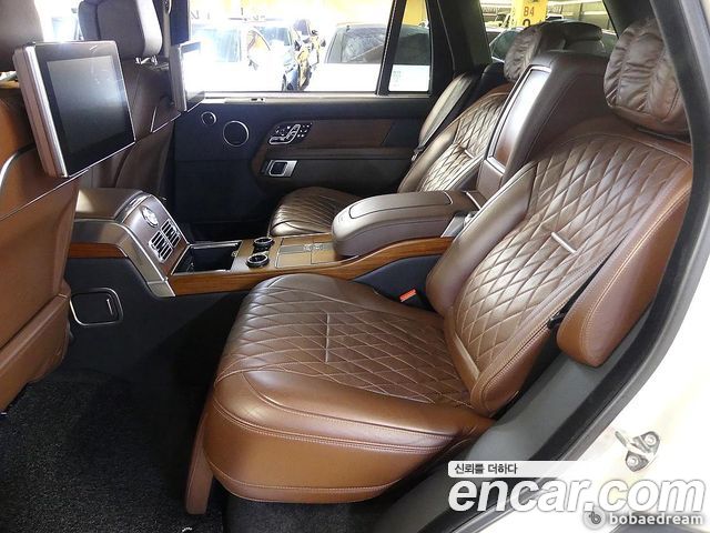 Land Rover Range Rover 2019 — photo 10