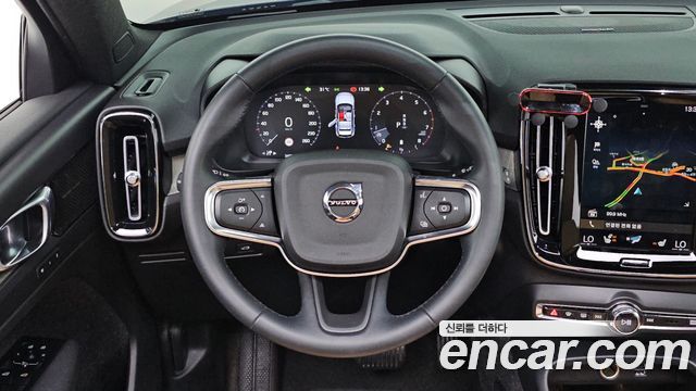 Volvo XC40 2022 — photo 19