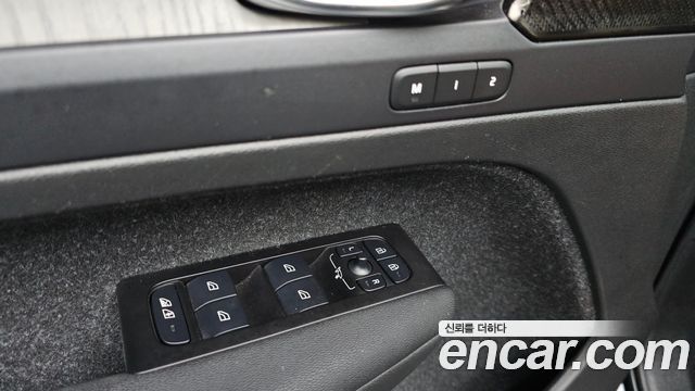 Volvo XC40 2022 — photo 23