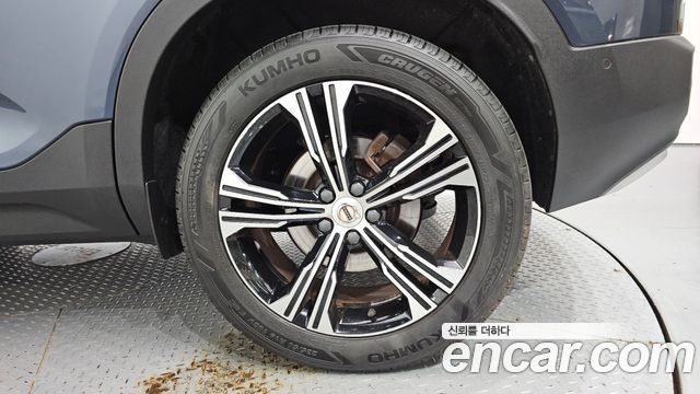 Volvo XC40 2022 — photo 7