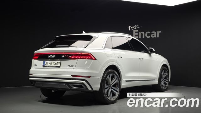 Audi Q8 2021 — photo 2