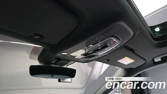 Audi Q8 2021 — photo 18