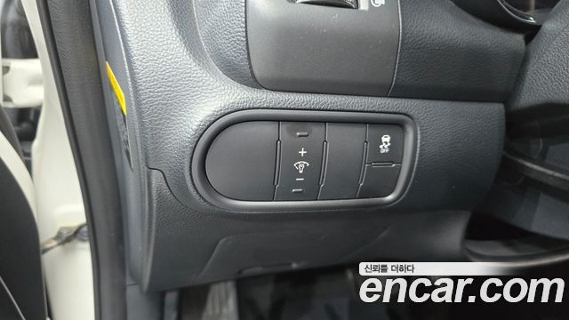 Kia K3 2017 — photo 22