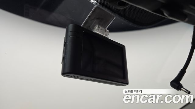 Kia K3 2017 — photo 29