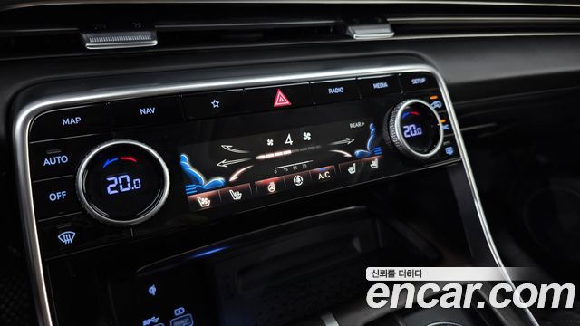 Genesis GV80 2021 — photo 24