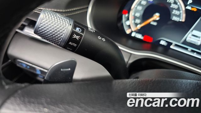 Genesis GV80 2021 — photo 29