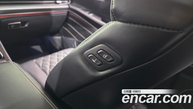 Genesis GV80 2021 — photo 31