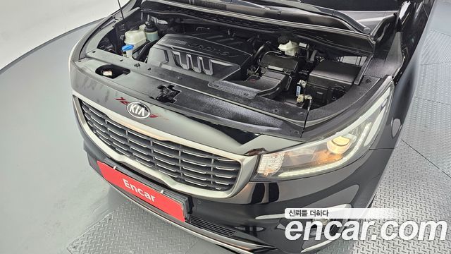 Kia Canival 2020 — photo 6