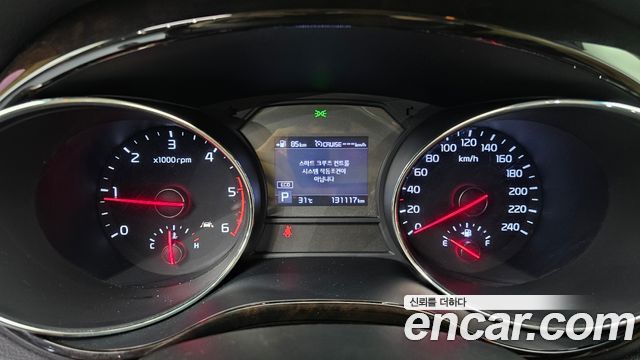 Kia Canival 2020 — photo 8