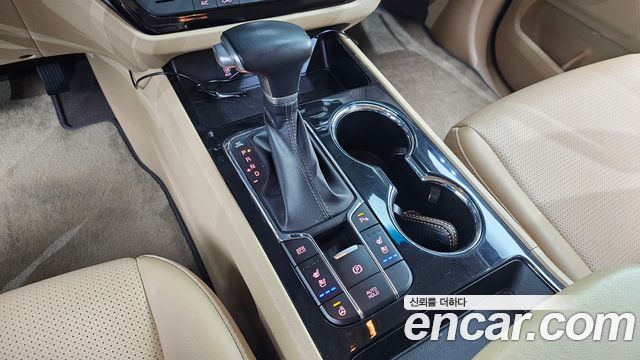 Kia Canival 2020 — photo 9