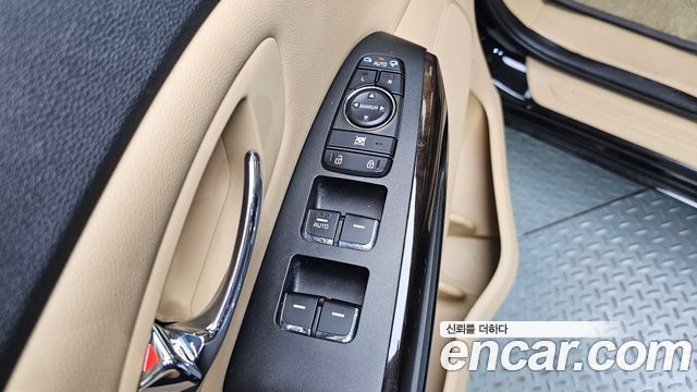 Kia Canival 2020 — photo 16