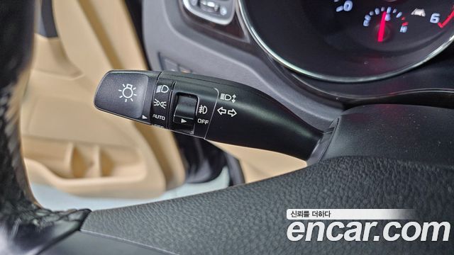 Kia Canival 2020 — photo 17