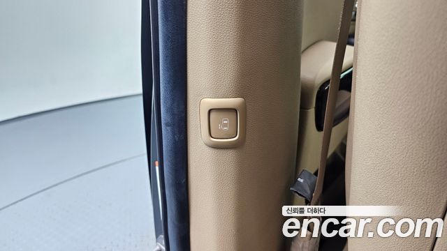 Kia Canival 2020 — photo 19