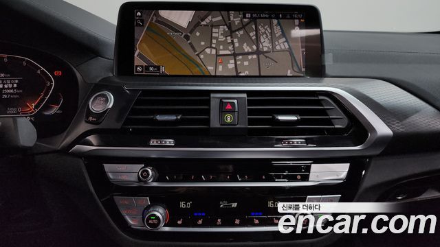 BMW X4 2021 — photo 19