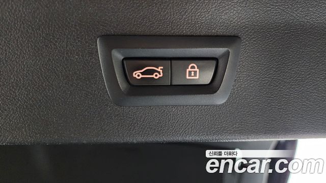 BMW X4 2021 — photo 32